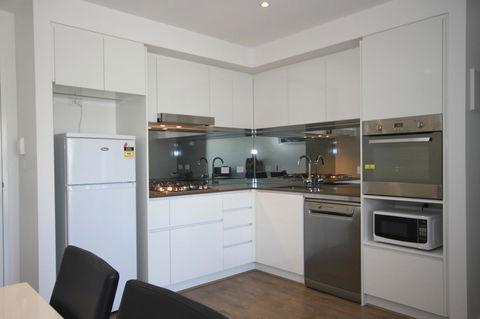 RNR Serviced Apartments North Melbourne - Inverell Accommodation 15
