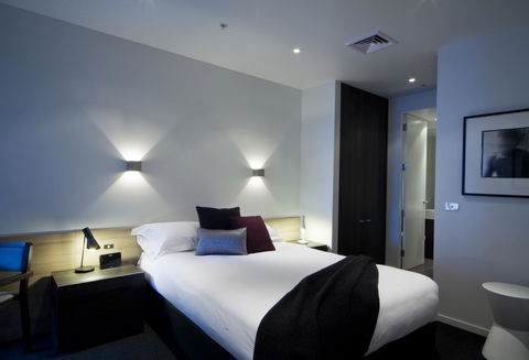 Tyrian Serviced Apartments Fitzroy - Inverell Accommodation 5
