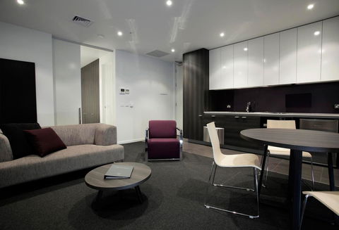 Tyrian Serviced Apartments Fitzroy - Inverell Accommodation 4