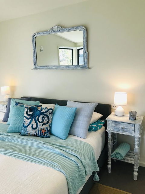 Lorne Sea View Terrace House - Inverell Accommodation 4