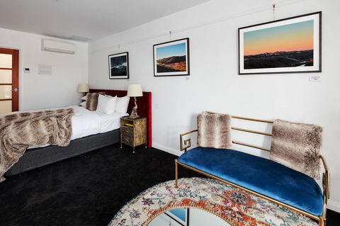 Daylesford Art Motel - Inverell Accommodation 16