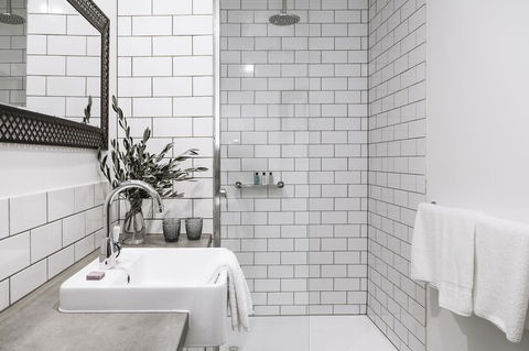 Daylesford Art Motel - Inverell Accommodation 2
