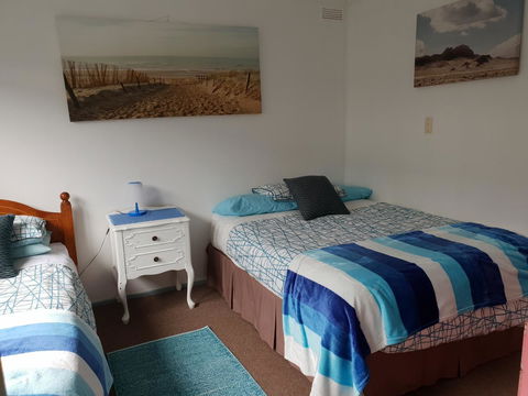 Relax In San Remo - Inverell Accommodation 4