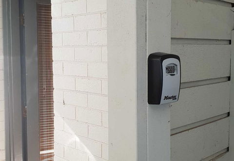 Relax In San Remo - Inverell Accommodation 15
