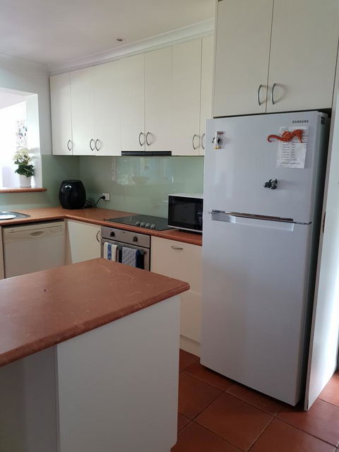 Relax In San Remo - Inverell Accommodation 37