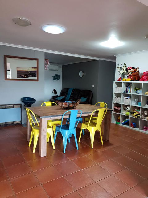 Relax In San Remo - Inverell Accommodation 29