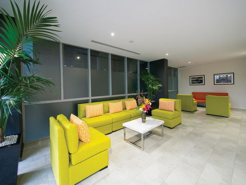 Oaks Melbourne South Yarra Suites - Inverell Accommodation 5