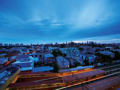 Oaks Melbourne South Yarra Suites - Inverell Accommodation 9