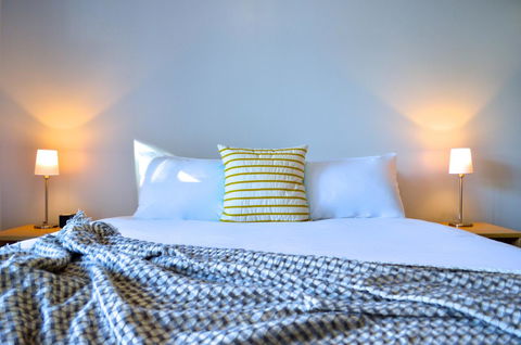 Mansfield Apartments - Inverell Accommodation 0