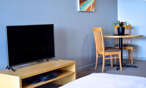 Mansfield Apartments - Inverell Accommodation 16
