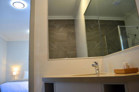 Mansfield Apartments - Inverell Accommodation 4