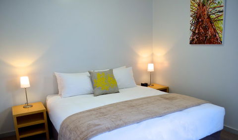 Mansfield Apartments - Inverell Accommodation 11