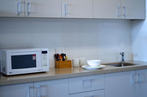 Mansfield Apartments - Inverell Accommodation 10
