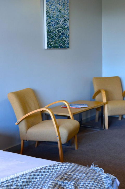 Mansfield Apartments - Inverell Accommodation 3
