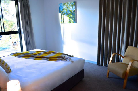 Mansfield Apartments - Inverell Accommodation 8