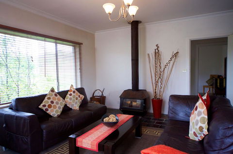 Healesville Apartments - Inverell Accommodation 6