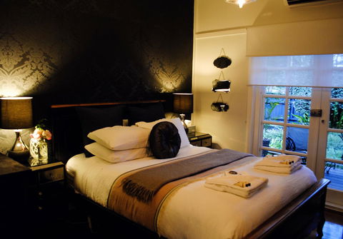 Bed Of Roses - Inverell Accommodation 19
