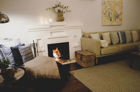 Bed Of Roses - Inverell Accommodation 15