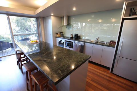 Lorne Luxury - Inverell Accommodation 11
