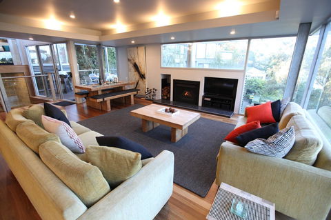Lorne Luxury - Inverell Accommodation 8