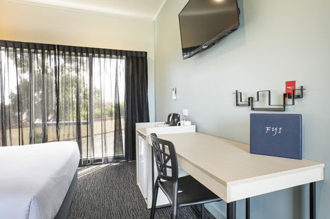 Nightcap At Excelsior Hotel - Inverell Accommodation 10