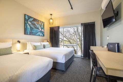 Nightcap At Excelsior Hotel - Inverell Accommodation 2