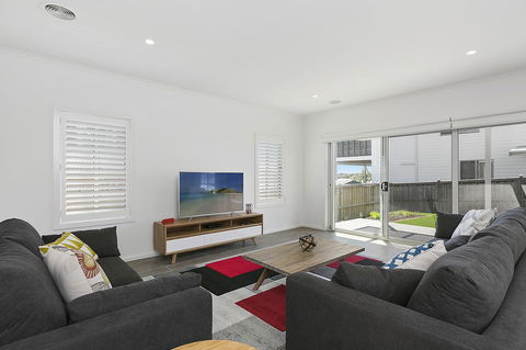 Tidal Changes - Rejuvenate Stays - Inverell Accommodation 3