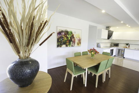 Phillip Island Towers - Inverell Accommodation 30