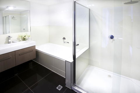 Phillip Island Towers - Inverell Accommodation 35