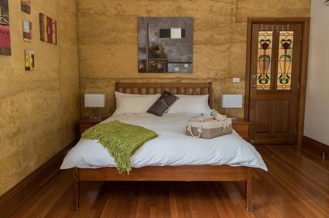 Bundjil Studio - Inverell Accommodation 7