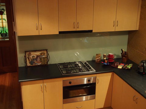 Bundjil Studio - Inverell Accommodation 26
