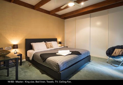 Nest On A Crest - Inverell Accommodation 13