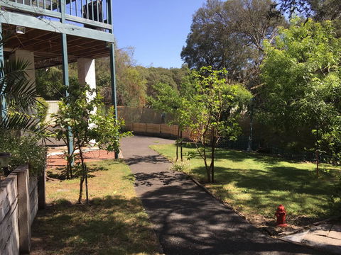 Nest On A Crest - Inverell Accommodation 34