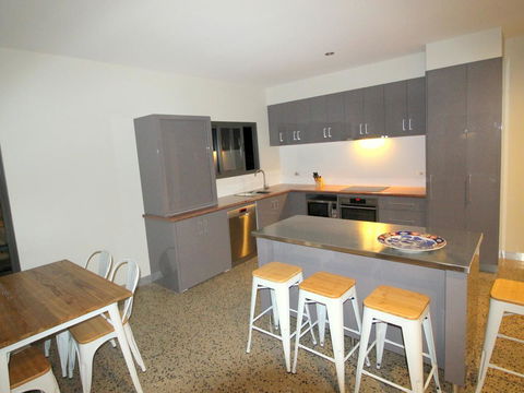 3 Bells Alpine Cottage - Inverell Accommodation 4