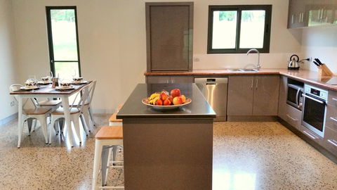 3 Bells Alpine Cottage - Inverell Accommodation 14