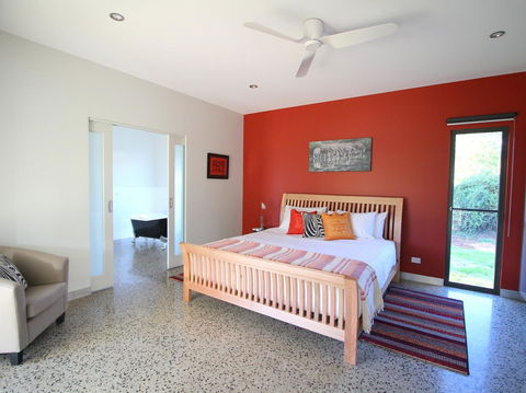 3 Bells Alpine Cottage - Inverell Accommodation 7