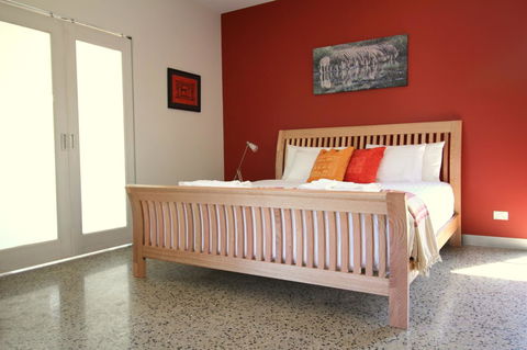3 Bells Alpine Cottage - Inverell Accommodation 3