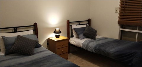 The Gallery Hours - Inverell Accommodation 4