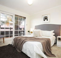 The Gallery Hours - Inverell Accommodation