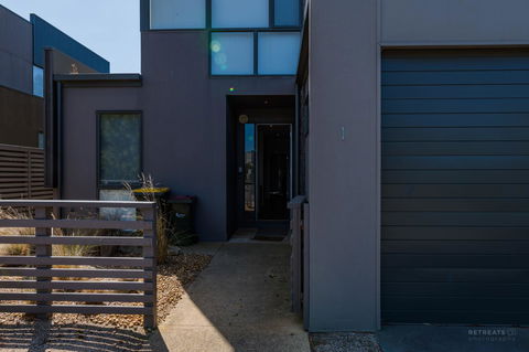 1 Sunset Place - Inverell Accommodation 4