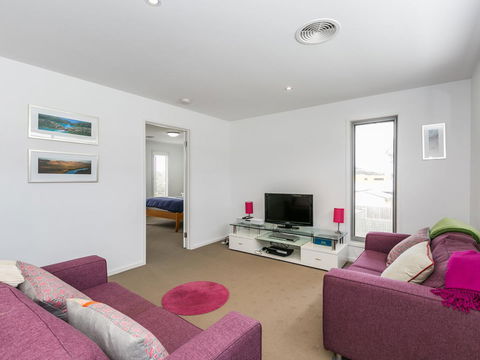 Torquay Timeout - Inverell Accommodation 13