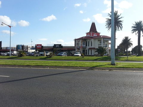 Torquay Timeout - Inverell Accommodation 23