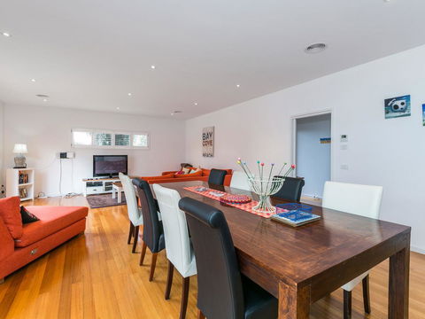 Torquay Timeout - Inverell Accommodation 2