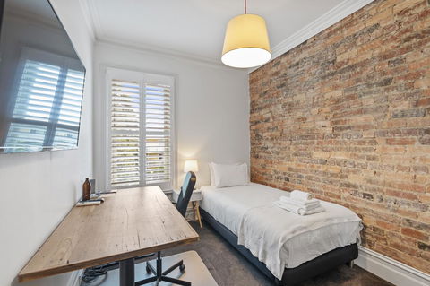 Work Sleep Live Melbourne - Inverell Accommodation 6