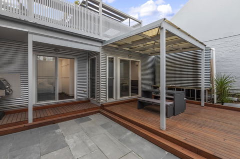 Work Sleep Live Melbourne - Inverell Accommodation 13
