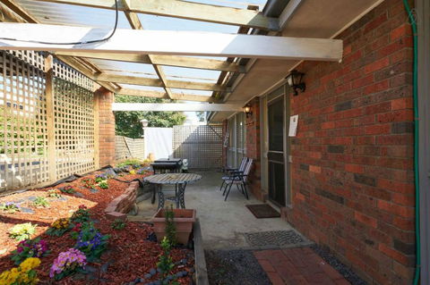 Cottages For Two - Inverell Accommodation 3