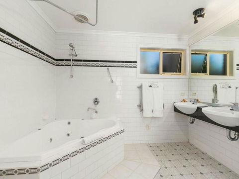 Cottages For Two - Inverell Accommodation 2