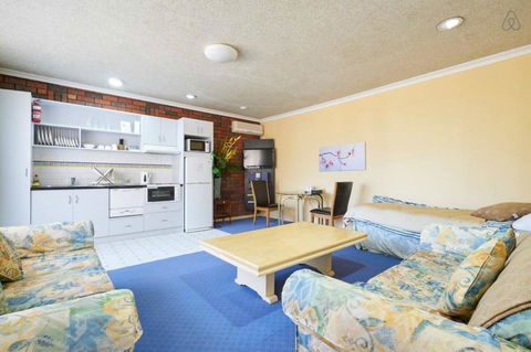 Cottages For Two - Inverell Accommodation 15