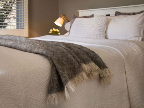 Green Gully House - Inverell Accommodation 9