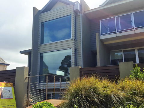 104 On Merri Apartments - Inverell Accommodation 13